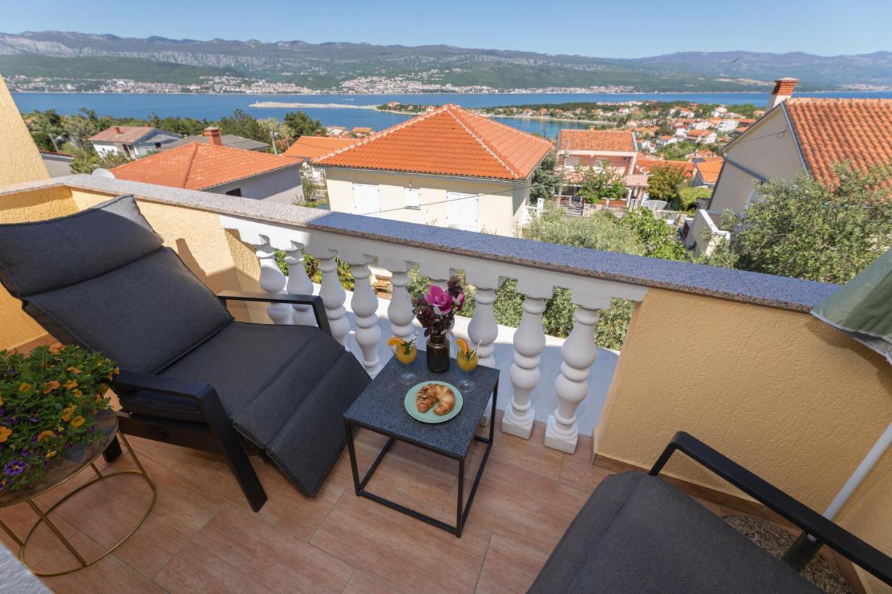 Ferienwohnung Pansion Tina Šilo Exterior foto