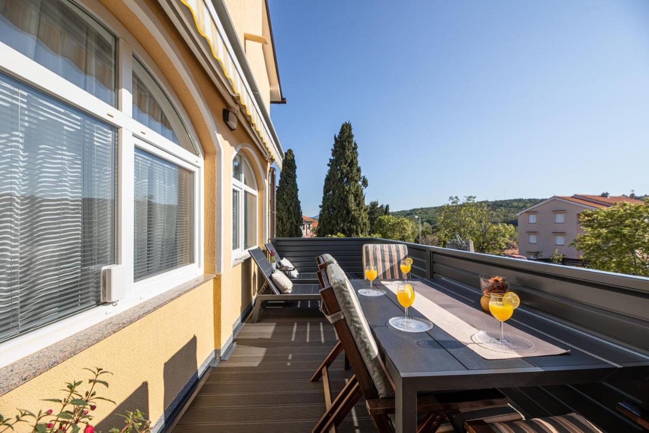 Ferienwohnung Pansion Tina Šilo Exterior foto